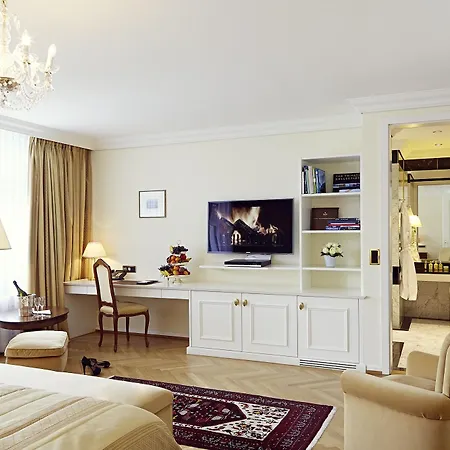 Hotel Badrutt's Palace 5*